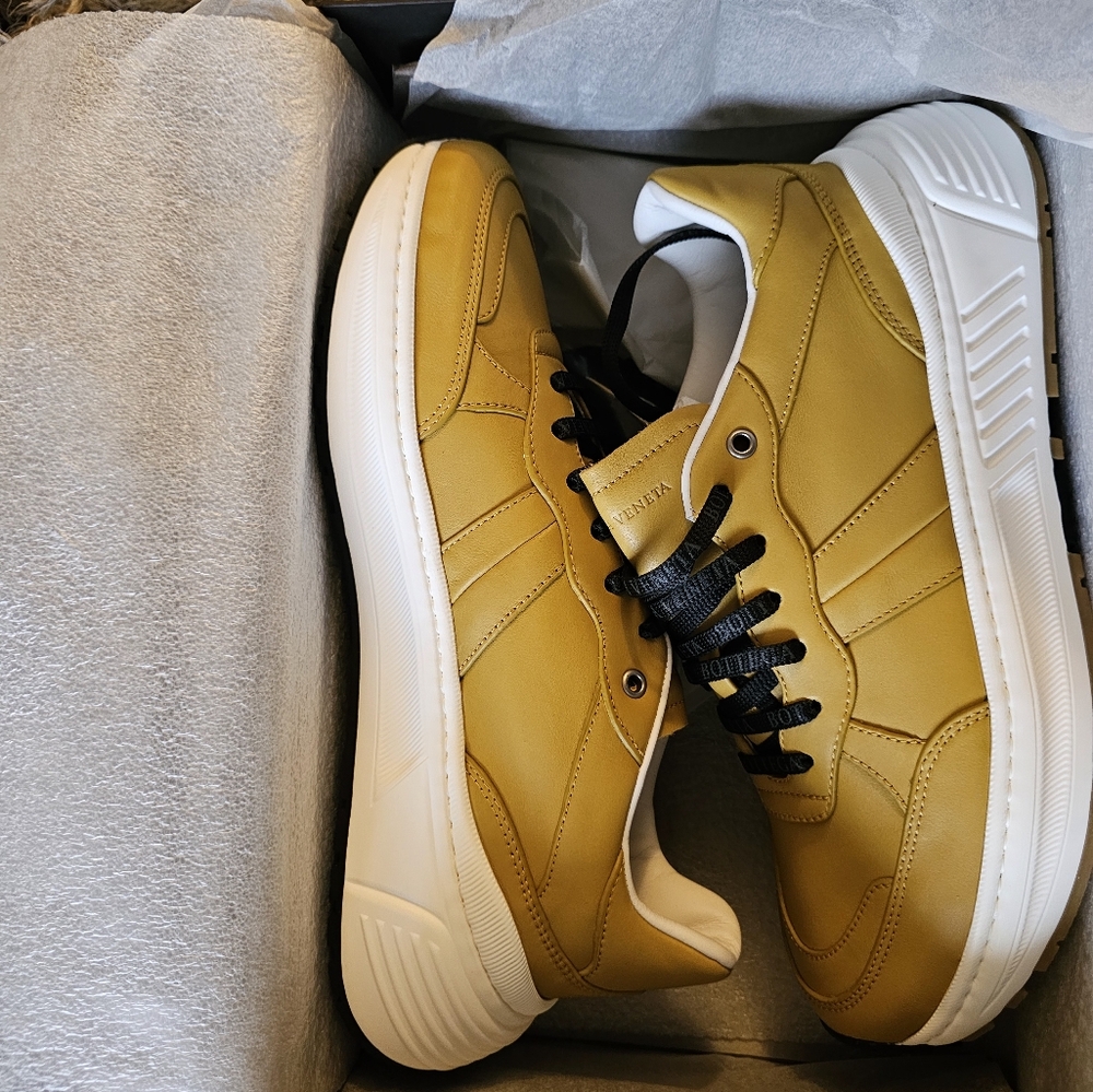 Bottega Veneta Yellow Sneakers - Picture 12 of 12